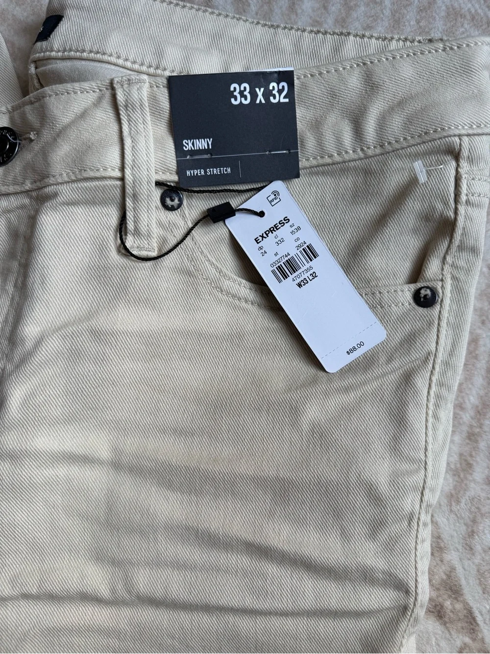 Express Men’s Skinny Jeans in Cream